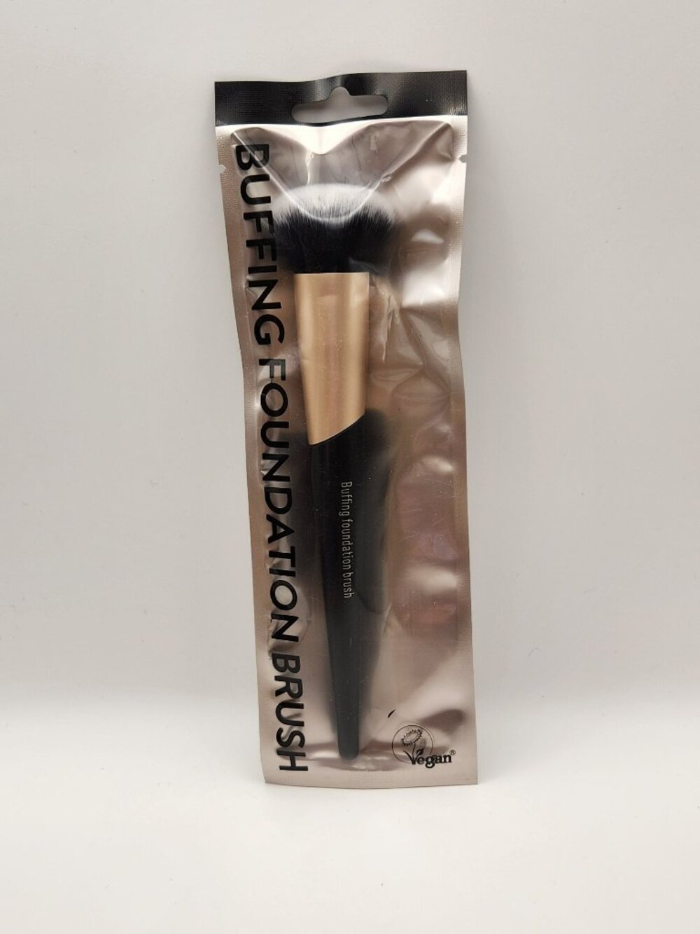 Buffing Foundation Brush Vegan NIP